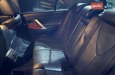 Седан Toyota Camry 2010 в 