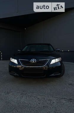 Седан Toyota Camry 2011 в Житомире