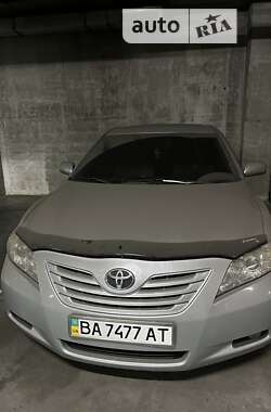 Седан Toyota Camry 2006 в Києві