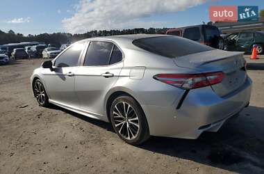 Седан Toyota Camry 2018 в Чернігові