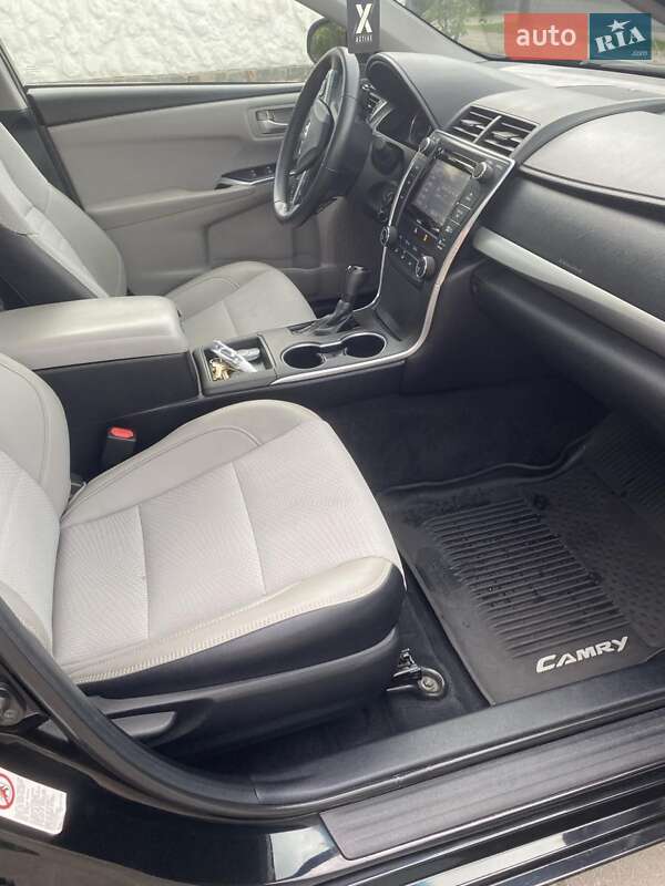 Седан Toyota Camry 2017 в Косове фото 10 Седан Toyota Camry 2017 в Косове