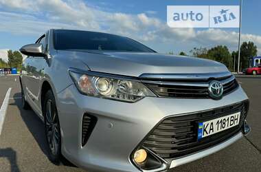 Седан Toyota Camry 2014 в Киеве