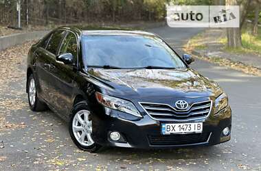 Седан Toyota Camry 2011 в Києві