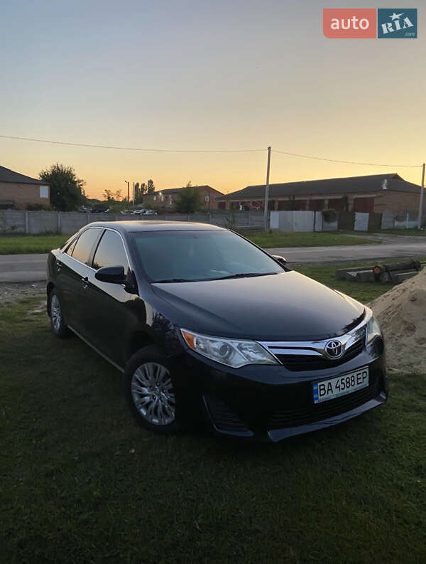 Toyota Camry 2012