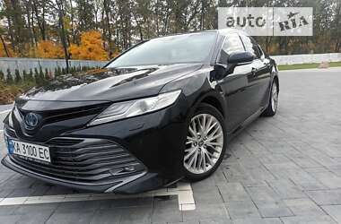 Седан Toyota Camry 2020 в Луцьку