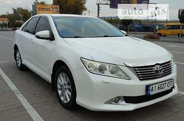 Седан Toyota Camry 2012 в Софиевской Борщаговке