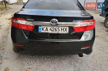 Седан Toyota Camry 2011 в Полтаві