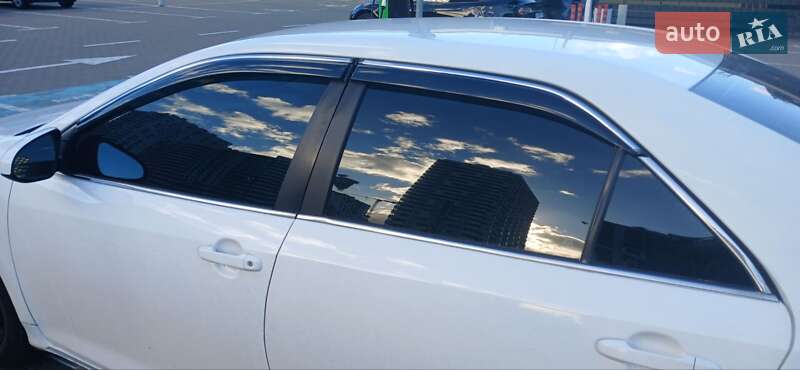 Седан Toyota Camry 2013 в Киеве фото 10 Седан Toyota Camry 2013 в Киеве