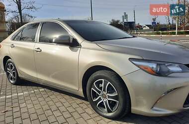 Седан Toyota Camry 2017 в Івано-Франківську