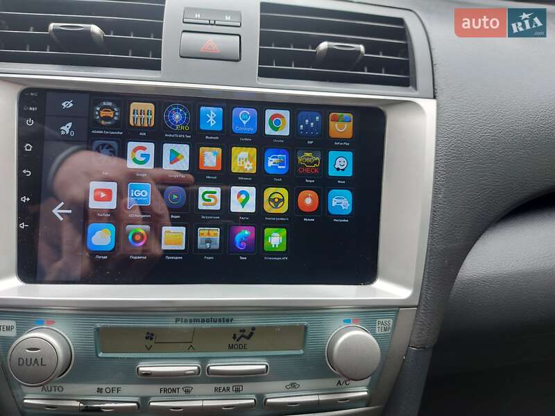 Седан Toyota Camry 2008 в Чернигове