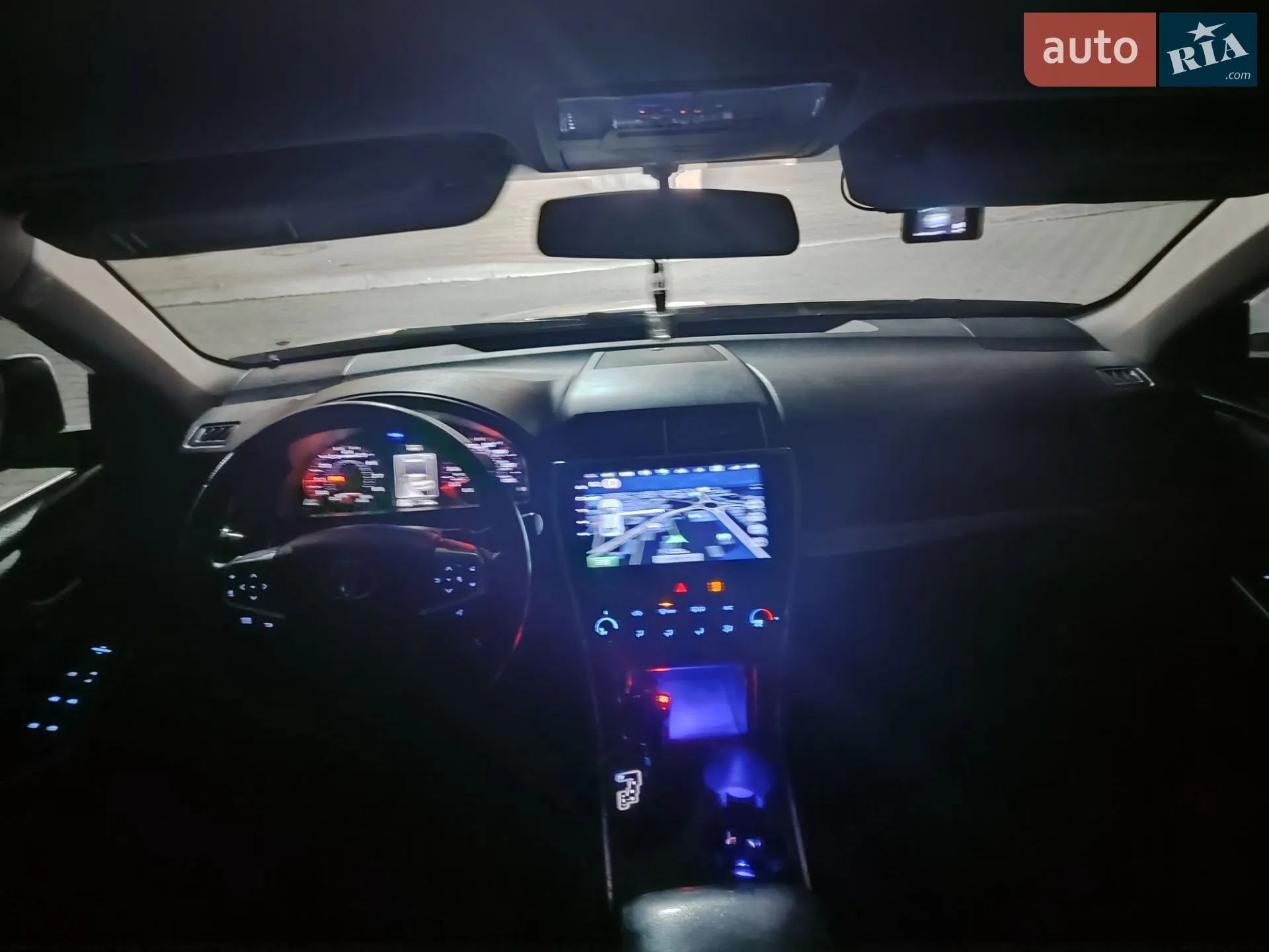 2016 Toyota Camry - мініатюра 18