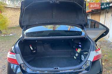 Седан Toyota Camry 2007 в Києві