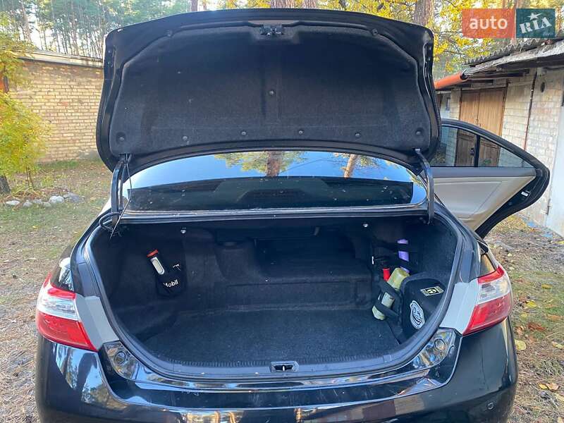 Седан Toyota Camry 2007 в Киеве