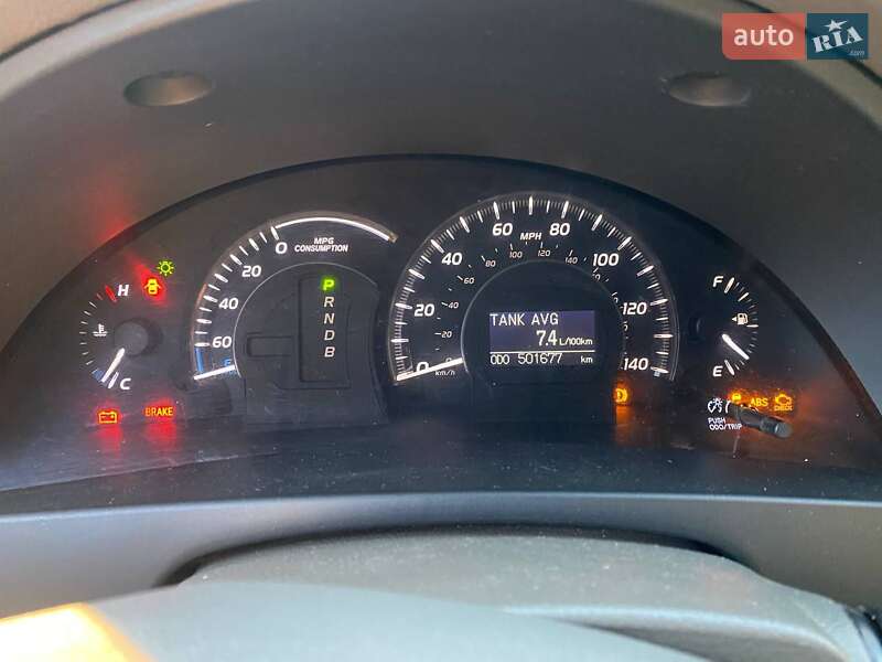 Седан Toyota Camry 2007 в Киеве