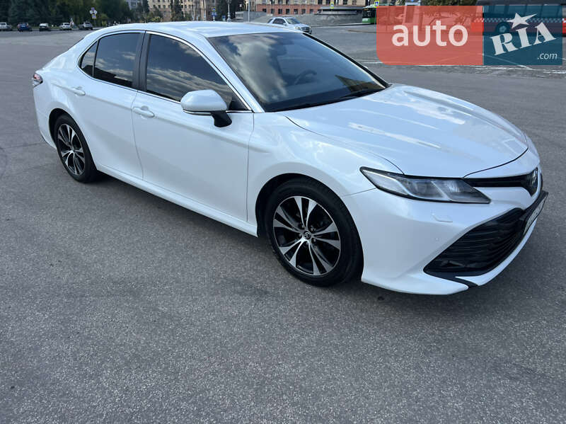 Седан Toyota Camry 2017 в Харькове фото 5 Седан Toyota Camry 2017 в Харькове