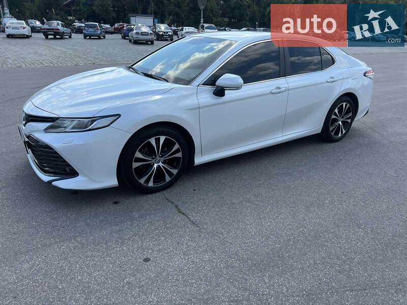 Седан Toyota Camry 2017 в Харькове фото 12 Седан Toyota Camry 2017 в Харькове