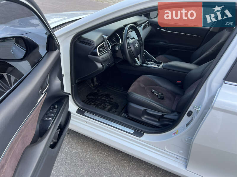 Седан Toyota Camry 2017 в Харькове фото 13 Седан Toyota Camry 2017 в Харькове