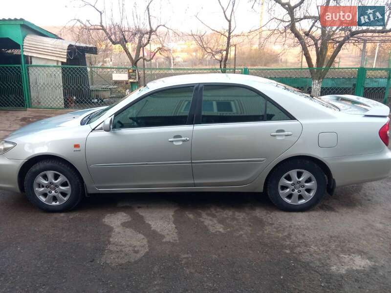 Седан Toyota Camry 2003 в Чорткові