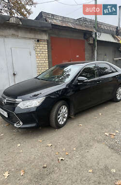 Седан Toyota Camry 2014 в Киеве