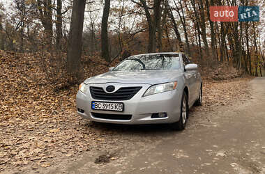 Седан Toyota Camry 2007 в Львові