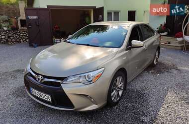 Седан Toyota Camry 2016 в Тернополе