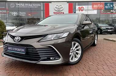 Седан Toyota Camry 2021 в Хмельницькому