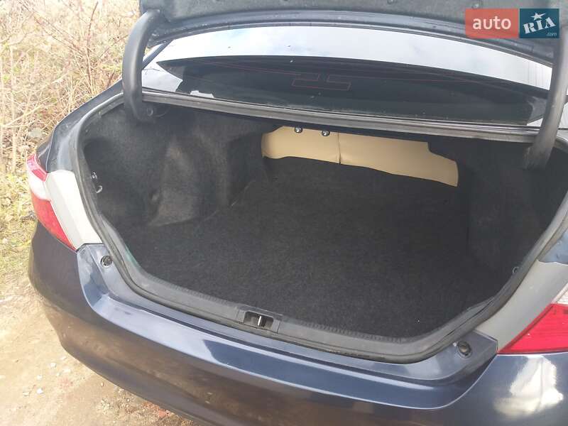 Седан Toyota Camry 2015 в Николаеве фото 8 Седан Toyota Camry 2015 в Николаеве