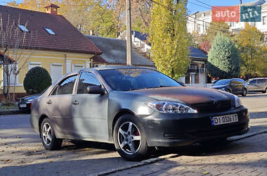 Седан Toyota Camry 2001 в Херсоні