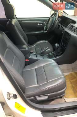 Седан Toyota Camry 2000 в 