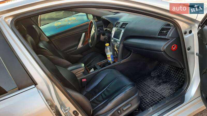 Седан Toyota Camry 2008 в Львове