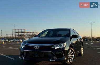 Седан Toyota Camry 2014 в Києві