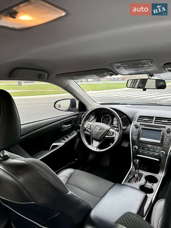 Седан Toyota Camry 2016 в Кілії