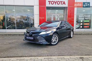 Седан Toyota Camry 2020 в Кропивницькому