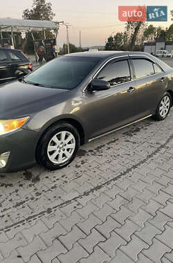 Седан Toyota Camry 2013 в Антонінах