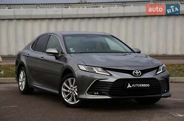 Седан Toyota Camry 2021 в Києві