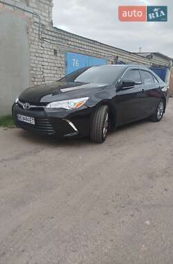 Седан Toyota Camry 2015 в Николаеве