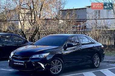 Седан Toyota Camry 2016 в Николаеве