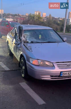 Седан Toyota Camry 1997 в Одессе