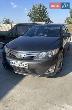 Седан Toyota Camry 2012 в Борисполе