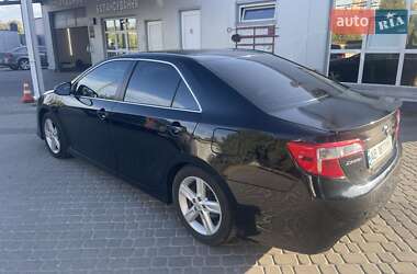 Седан Toyota Camry 2014 в Виннице