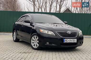 Седан Toyota Camry 2008 в Днепре