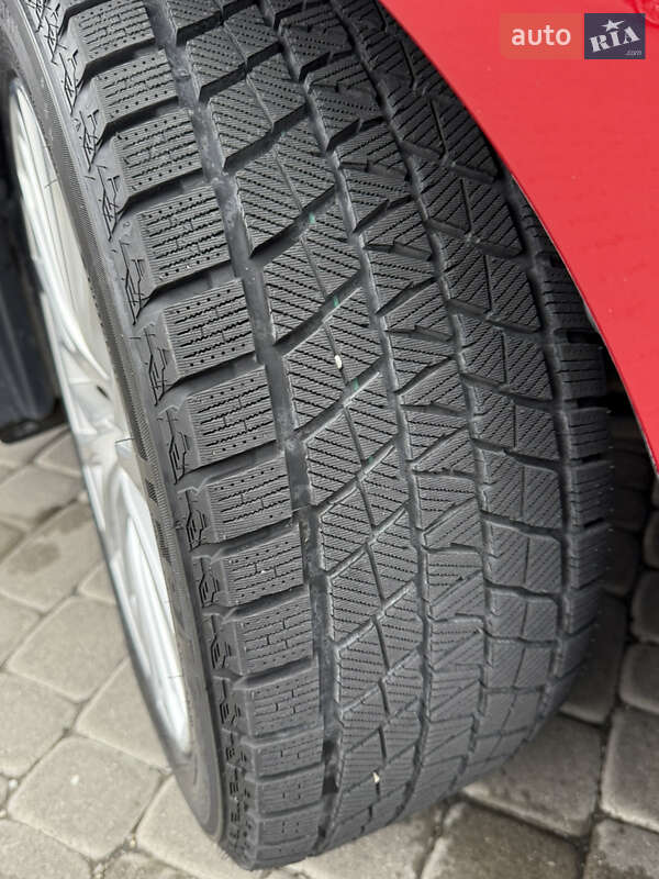 Седан Toyota Camry 2019 в Тернополе