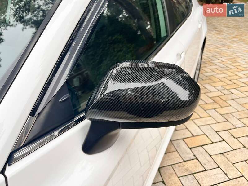 Седан Toyota Camry 2018 в Козине