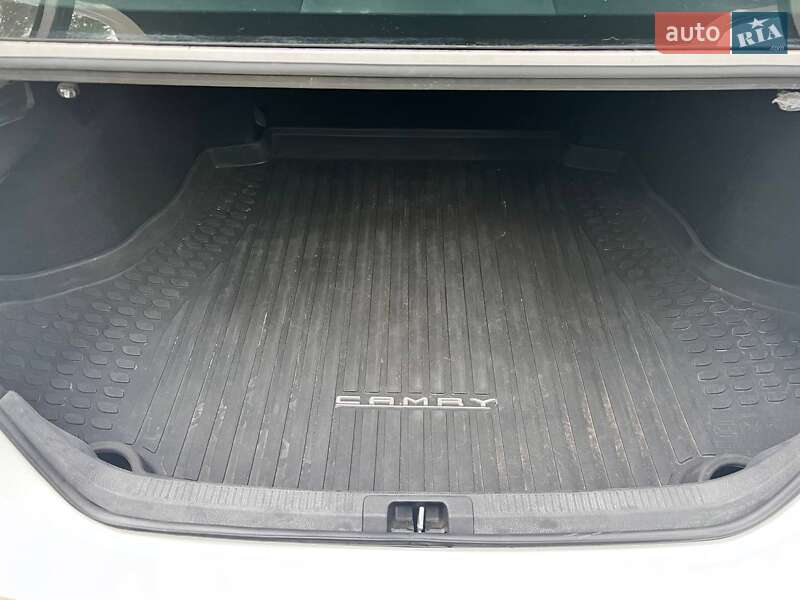 Седан Toyota Camry 2018 в Козине