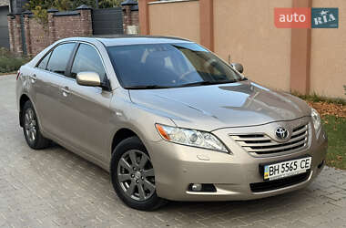 Седан Toyota Camry 2008 в Одессе