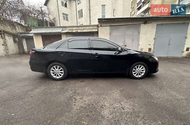 Седан Toyota Camry 2017 в Тернополі