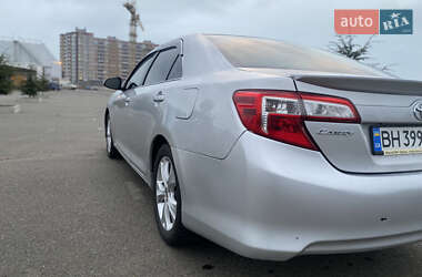 Седан Toyota Camry 2014 в Одессе