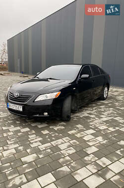 Седан Toyota Camry 2006 в Хмельницком