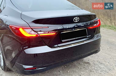 Седан Toyota Camry 2024 в Киеве