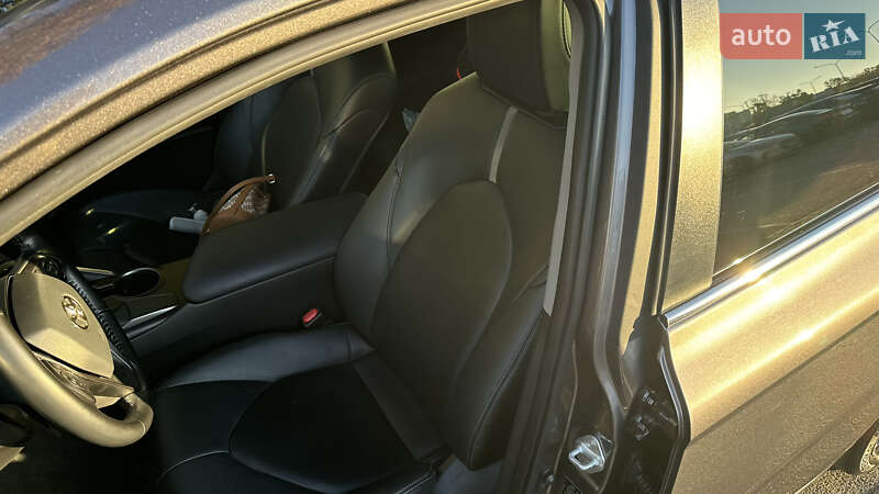 Седан Toyota Camry 2021 в Одесі
